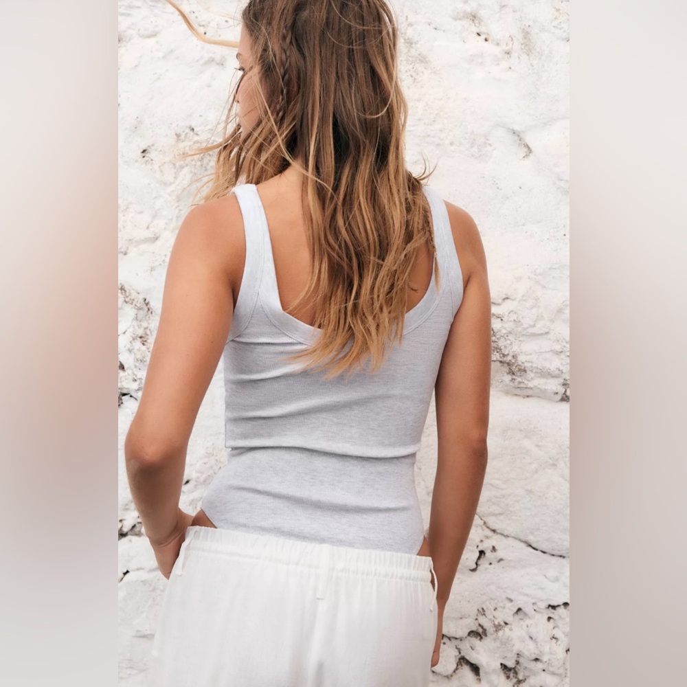 ZARA Ribbed Bodysuit - Picture 3 of 11